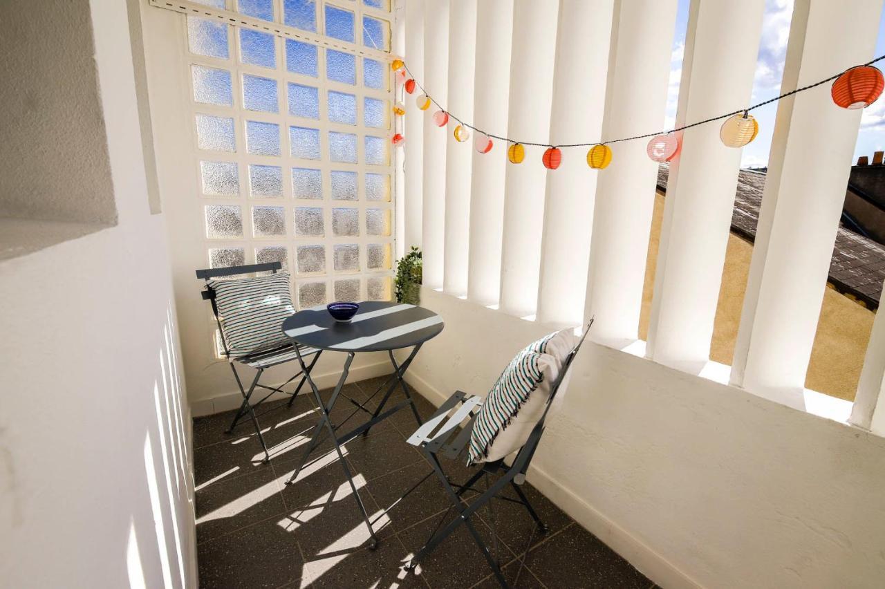 Appartement Rousseau - Centre Ville 5 Minutes Gare تور المظهر الخارجي الصورة